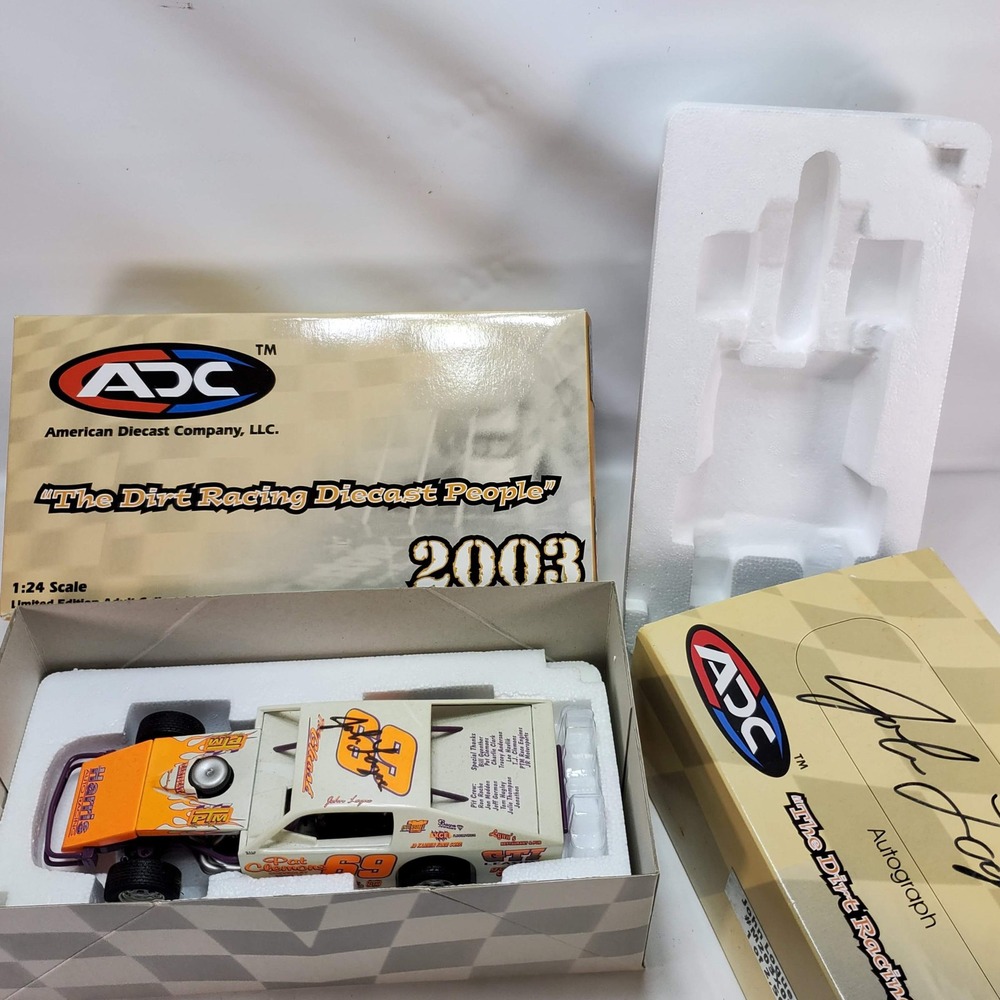 ADC John Logue‎ 69 Dirt Modified Diecast 1:24 White Autographed 2003 Limited Ed